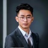 精品一区二区二区趋势研究员赵宇轩，专业形象照，年轻活力，体现前沿内容探索精神